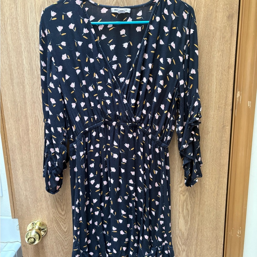Billabong Dark Floral Patterned Dress
